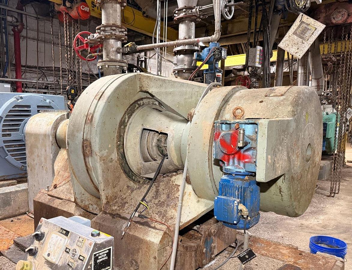 Used BLACK CLAWSON NO. 4 HYDRAPULER SIZE 4 PULPER DRIVE SPARE UNIT 3.941:1 RATIO