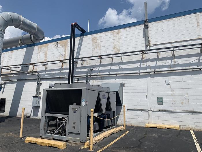 Used CARRIER CHILLER MODEL 30RBB1106-1-C-3