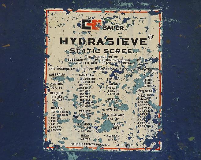 Used CE BAUER 72" WIDE INCLINED HYDRASIEVE .040" SLOTS 316 S/S SCREEN FRP BODY