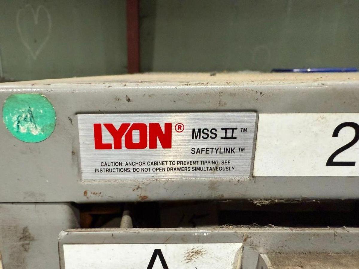 Used LYON MSSII 10 DRAWR TOOL CABINET CONTENTS NOT INCLUDED