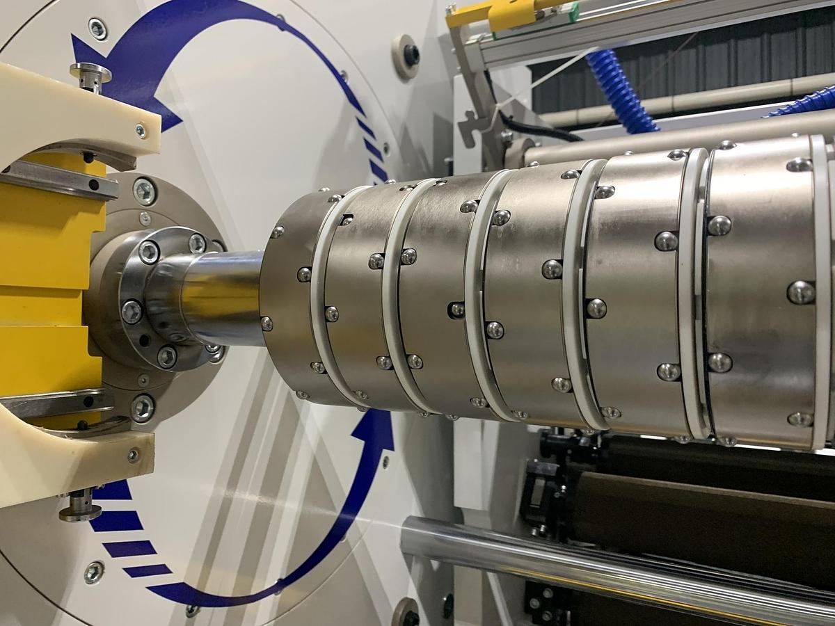 63" SRC SYSTEMS, LTD. MODEL 650 DUPLEX TURRET