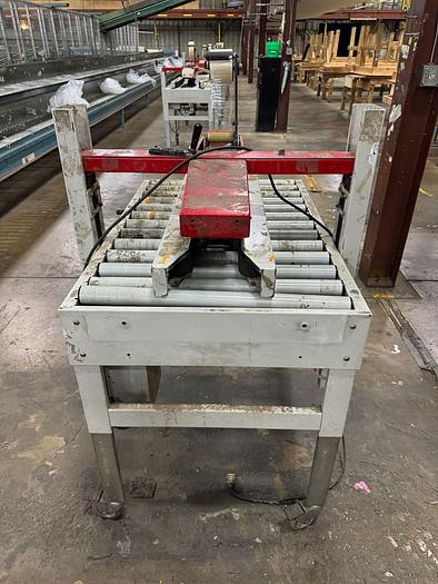 Used CENTRAL CP-322U CASE TAPER CARTON SEALER SYSTEM