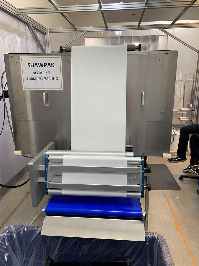 Used SHAWPAK (RIVERSIDE MEDICAL PACKAGING) 42-25 THERMOFORM MACHINE WITH 4 COLOR BELLMARK PRINTER