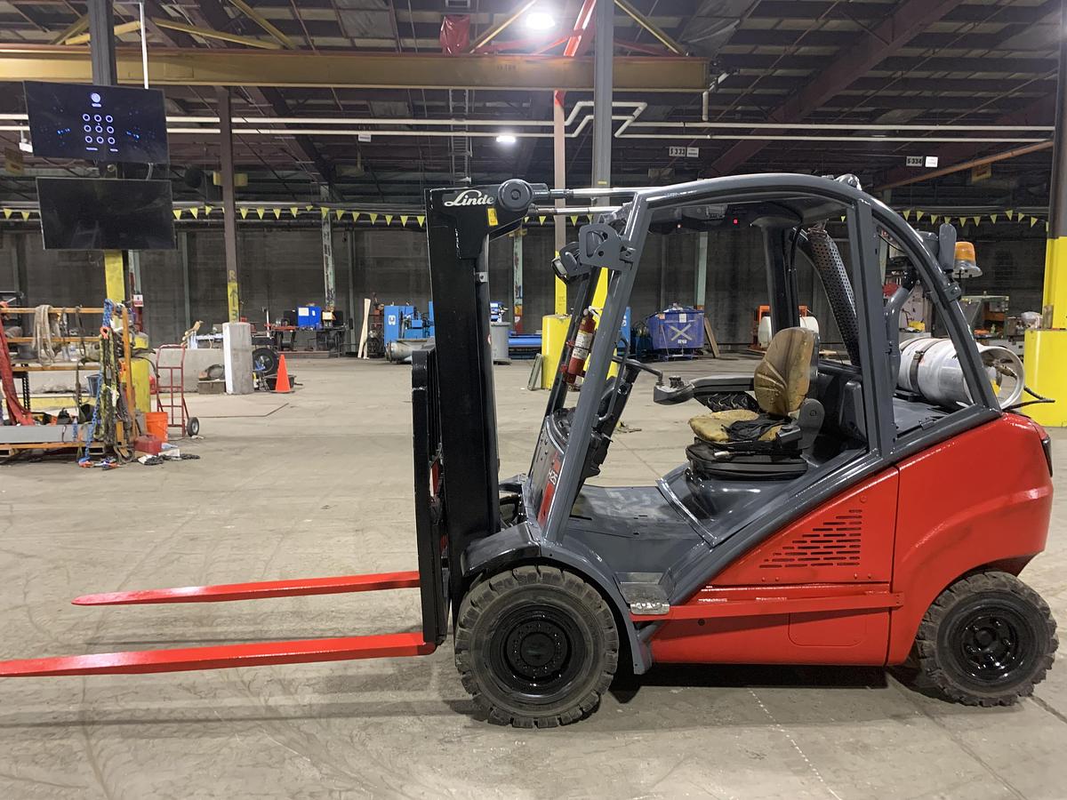 Used 5,000 LB. LINDE MDL H25T  2-STAGE MAST LH89"/RH120" CLASS III PNEUMATIC TIRES