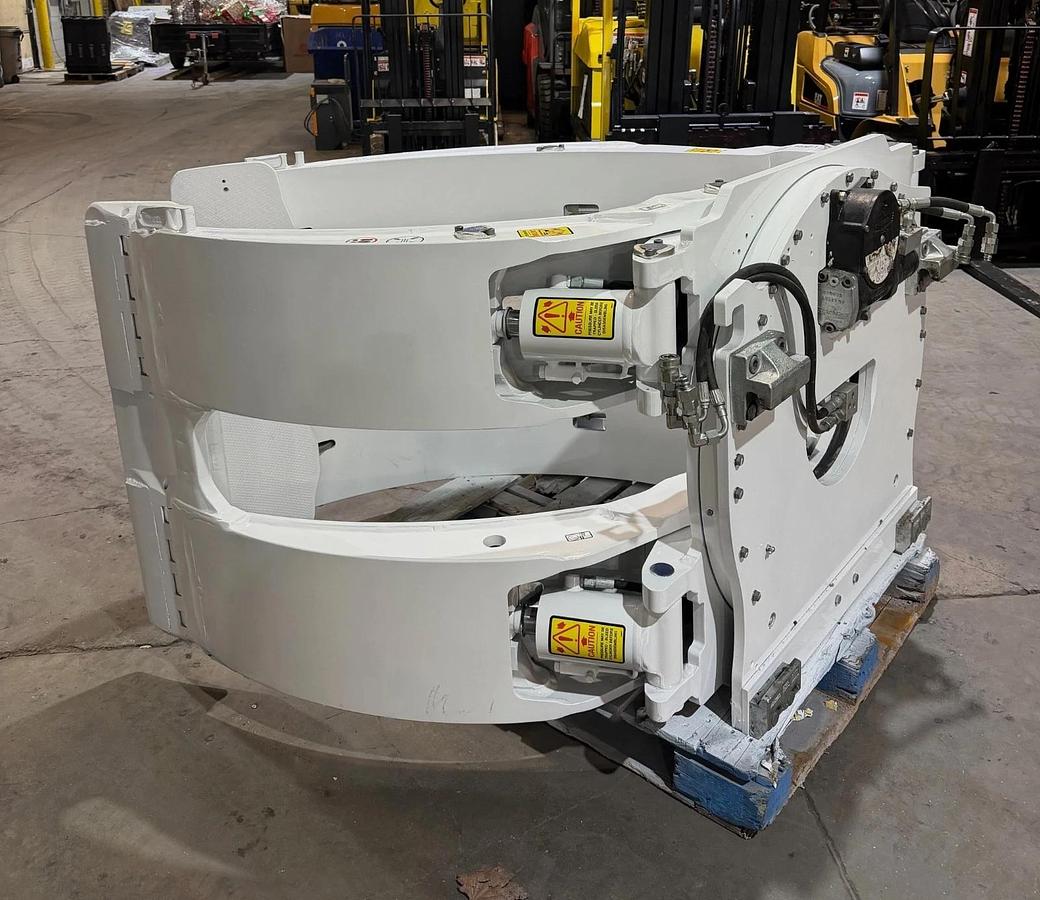 Used 84" CASCADE PAPER ROLL CLAMP MODEL 46H-RCP-4A-0090 CLASS IV MANUFACTURED 2020