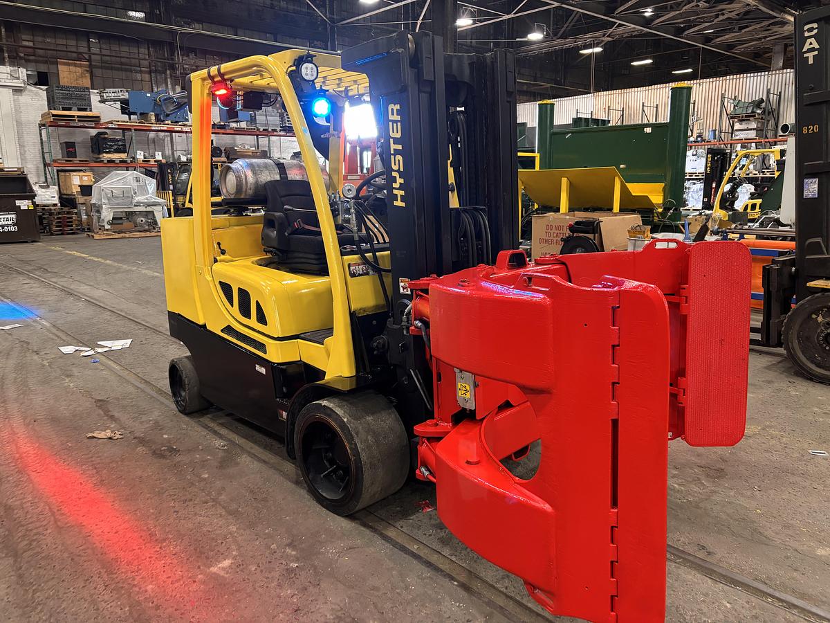 Used 12,000 POUND HYSTER S120FTPRS FORKLIFT WITH PAPER ROLL CLAMP MFG. 2020 LOW MAST