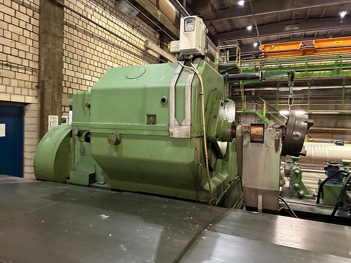 Used 334" (8500MM) WALDRICH SIEGEN ROLL GRINDER