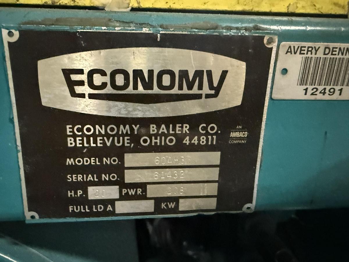 Used ECONOMY CLOSED DOOR BALER