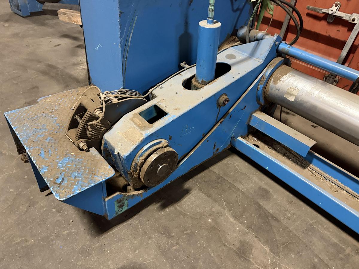 Used MARTIN SHAFTLESS FLOOR PICK UP UNWIND STAND 60" DIAMETER