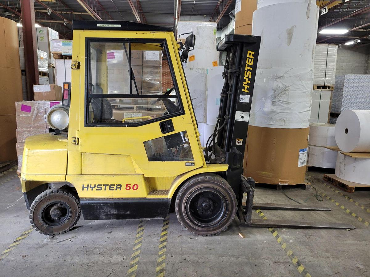 Used 5,000 LB CAPACITY HYSTER MODEL H50XM WITH ENCLOSED CAB