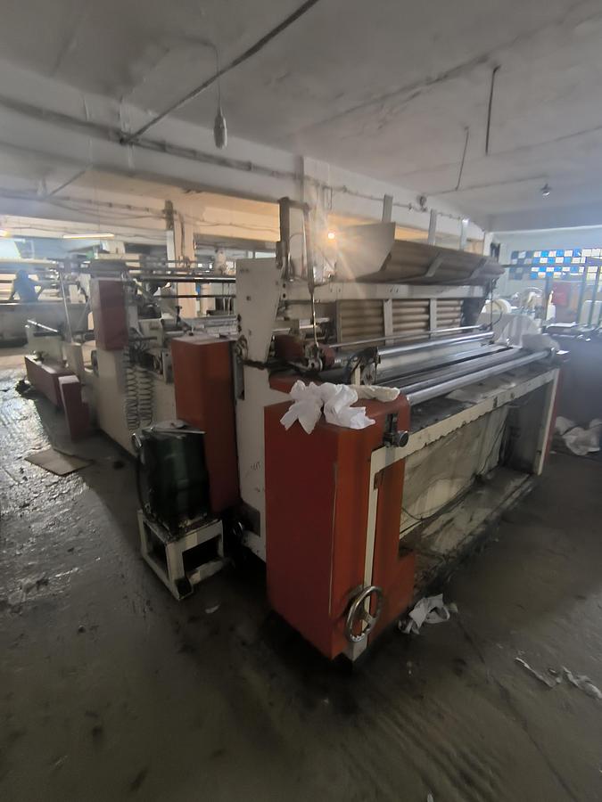 Used 68.9"(175cm) WIDE DECHAHOU BATHROOM TISSUE REWINDER