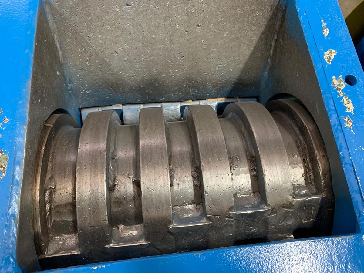 Used ROBERT HUNZIKER 60HP/45kw RIPPER MILL