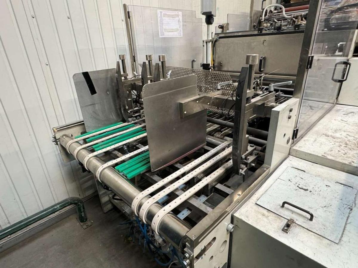 Used 20" WIDE KOHMANN WINDOW PATCHING MACHINE FOR CARDBOARD DUAL LANE - MFG 2015