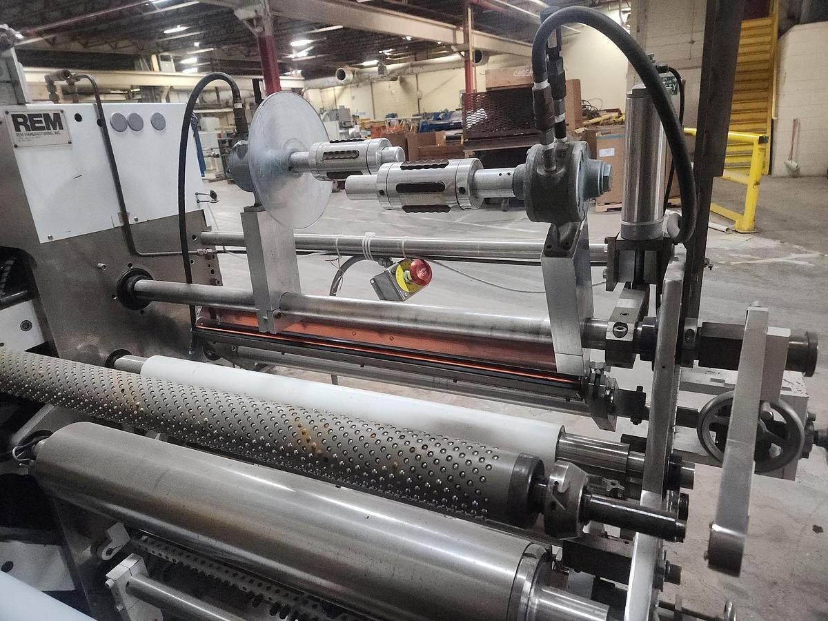 Used 36" WIDE REM (ASSOCIATED MACHINE DESIGN) MODEL 3250.17 DUPLEX SLITTER REWINDER
