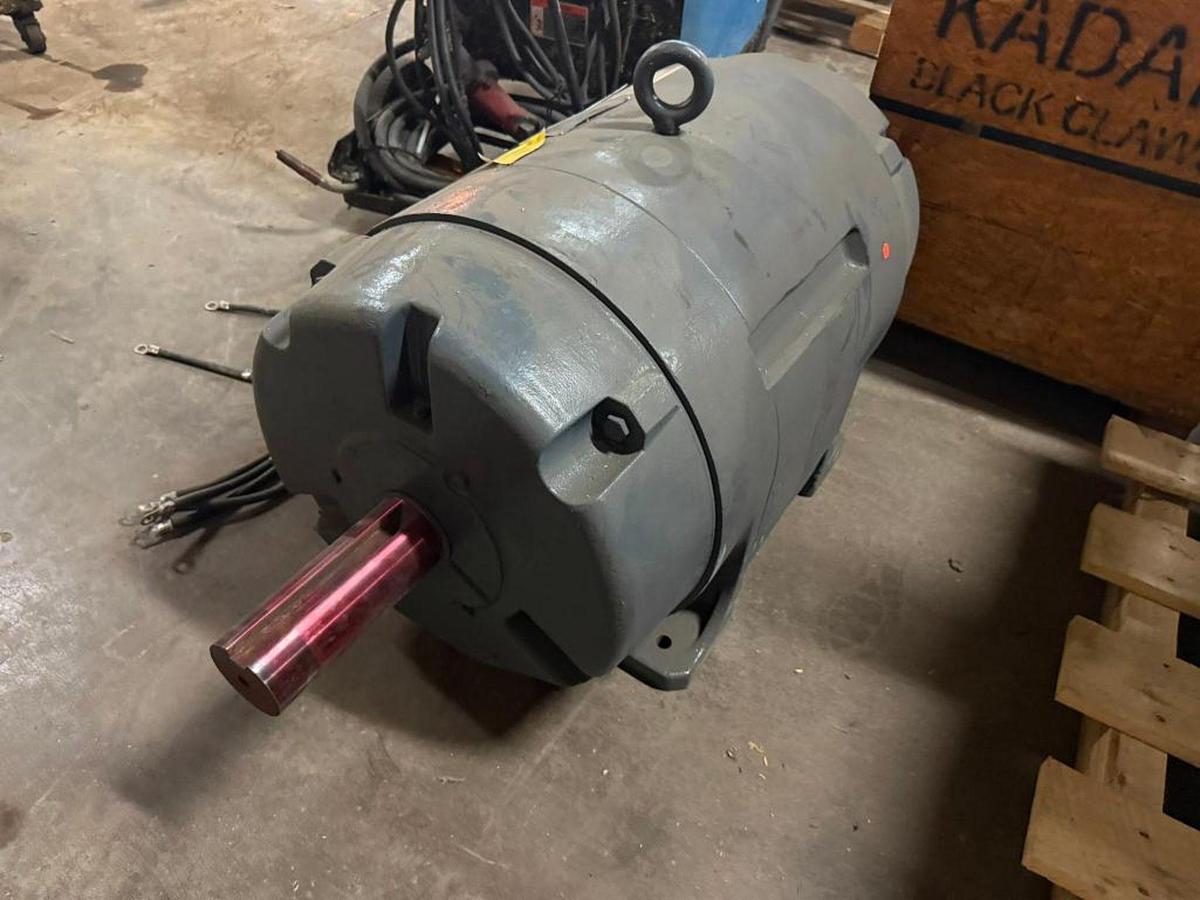 Used 200HP SIEMENS SUPERIOR ELECTRIC MOTOR