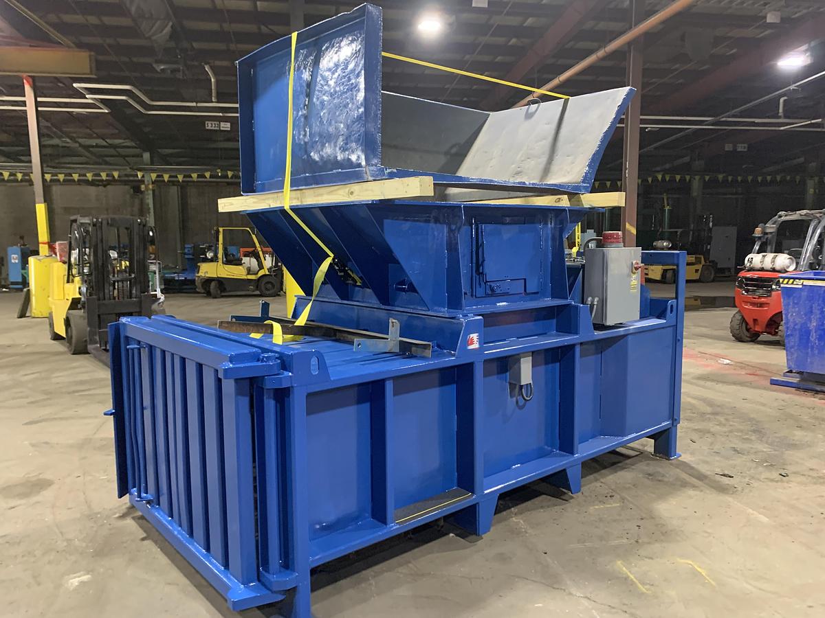 Used EXCEL EX-60 CLOSED DOOR BALER 20HP DUAL 6" CYLINDER