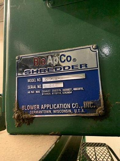 Used BLOAPCO SHREDDER WITH CONVEYOR