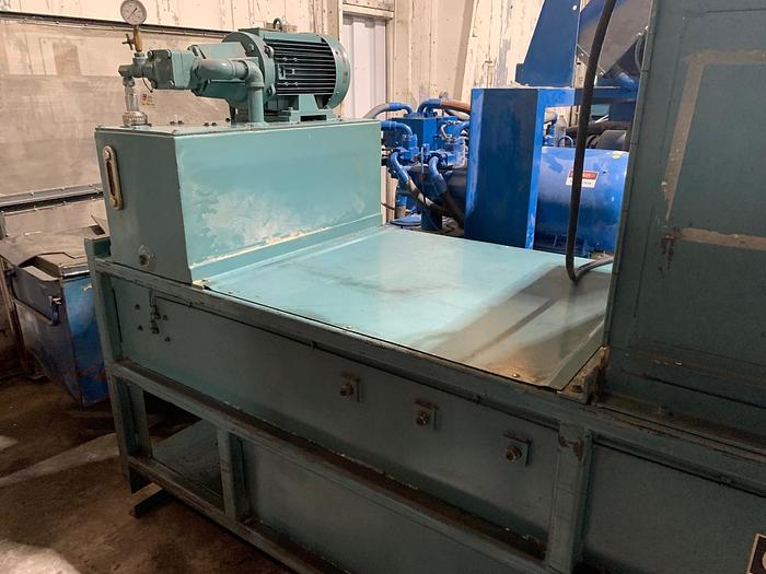 Used MAREN MODEL 423 HORIZONTAL CLOSED DOOR BALER