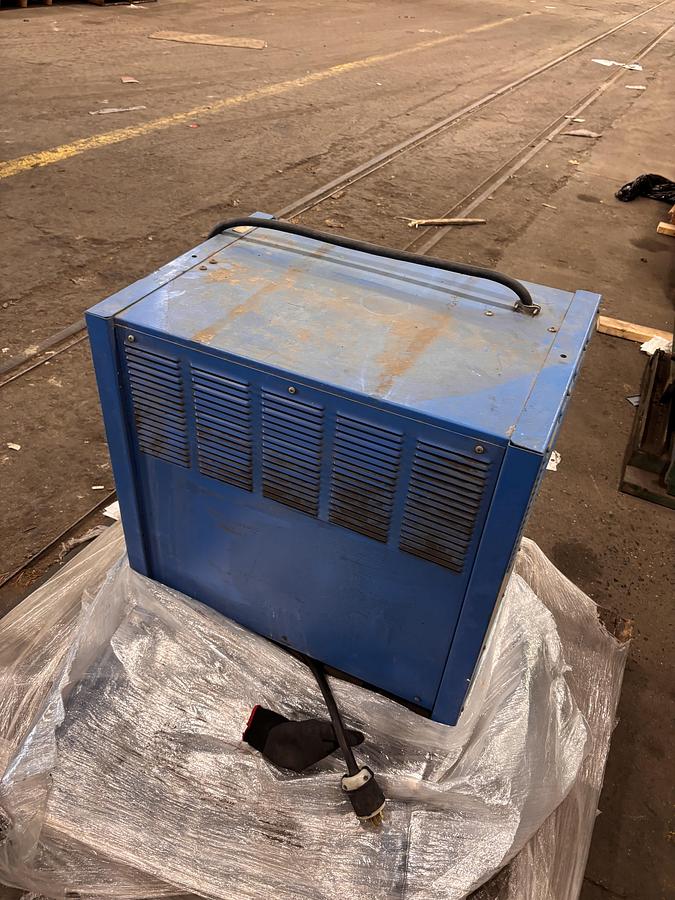 Used EXIDE ES3-12-550 BATTERY CHARGER