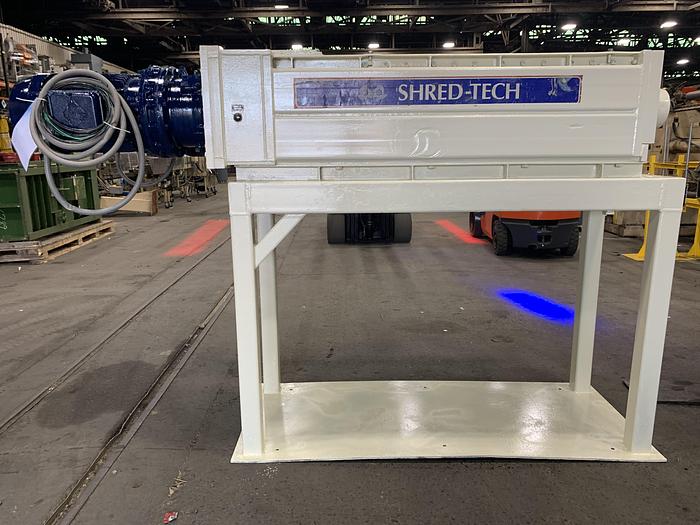 Used SHRED-TECH ST75E DUAL SHAFT SHREDDER WITH TWO 40 HP MOTORS MANUFACTURED 2004