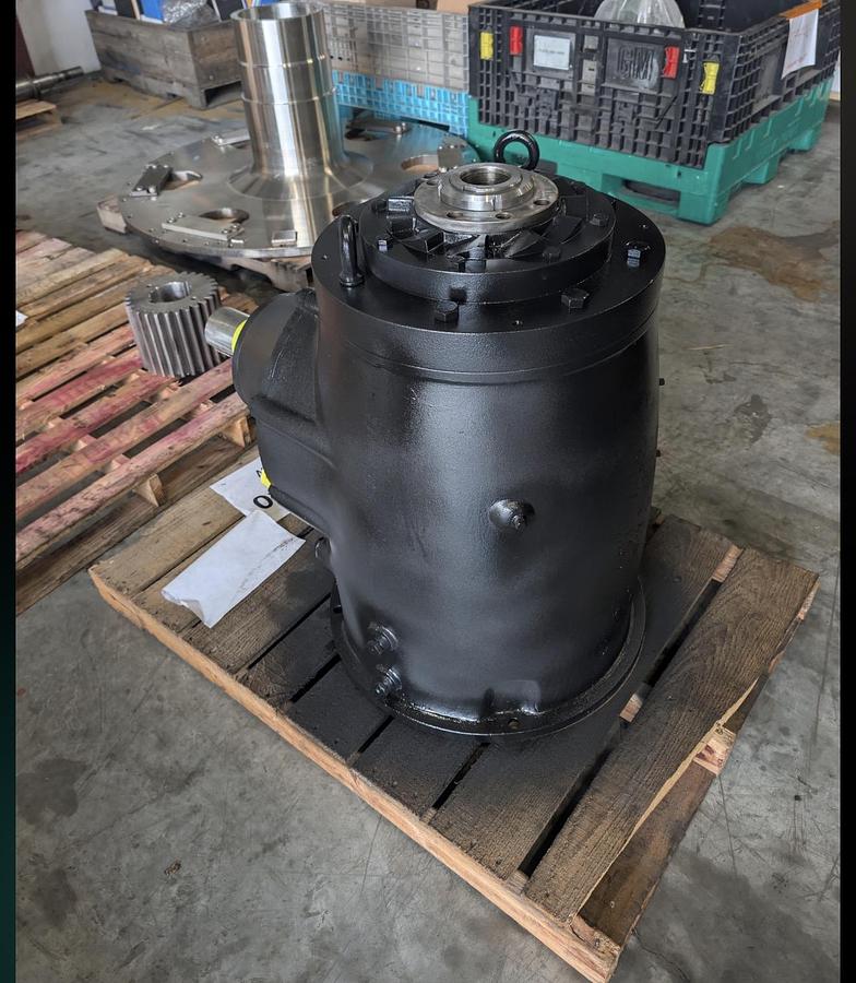 Refurbished AMARILLO GEAR CO. MDL. SL600A RIGHT ANGLE GEAR DRIVE REBUILT