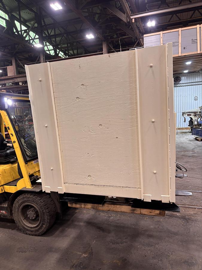 Used SOUTHWORTH SCISSOR LIFT TABLE 2,000 POUND CAPACITY 8'X4'X5'