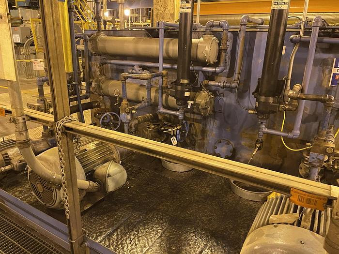 Used MOBIL HYDRAULIC OIL GEAR