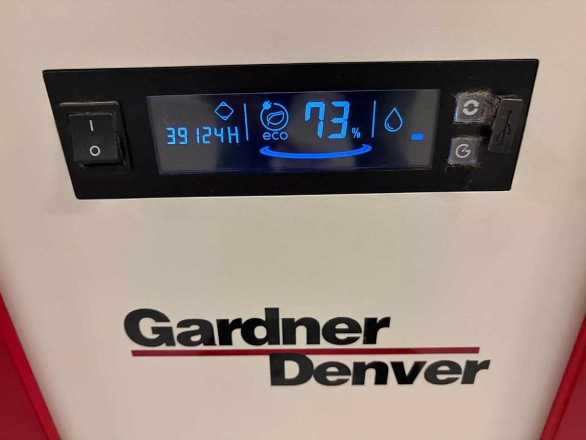 Used GARDNER DENVER VS 70 COMPLETE VARIABLE SPEED ROTARY SCREW AIR COMPRESSOR SYSTEM MANUFACTURED 2018