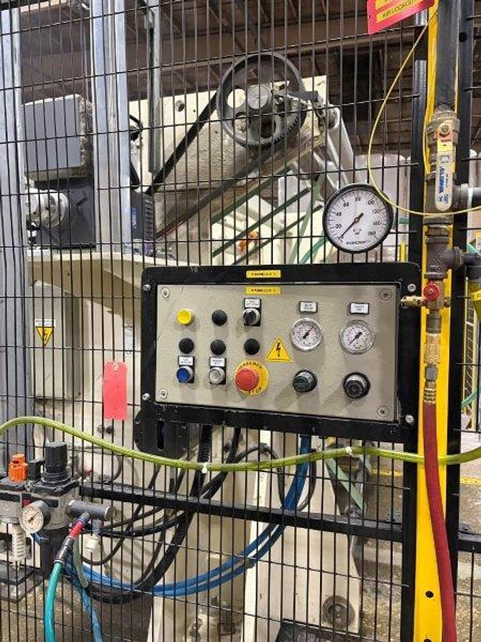 Used 108" WIDE MAFLEX HESTIA MODEL SA-502 INDUTRIAL ROLL REWINDER