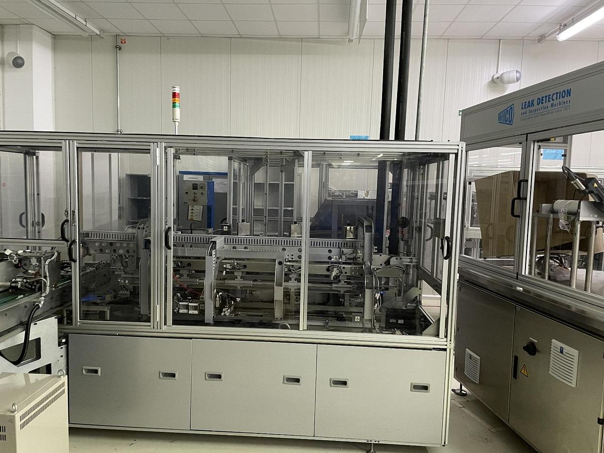 Used TOTANI BH60DLLLS POUCH MACHINE MACHINE WITH MODEL ST34 SPOUT INSERTER