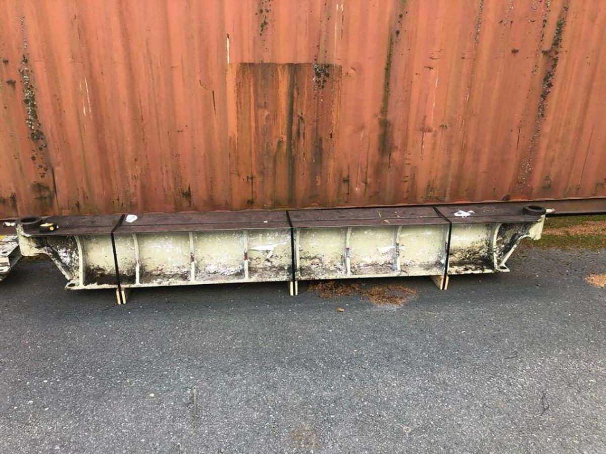 Used 118" (3000mm) WIDE JYLHAVAARA GUILLOTINE ROLL SPLITTER 60" DIAMETER