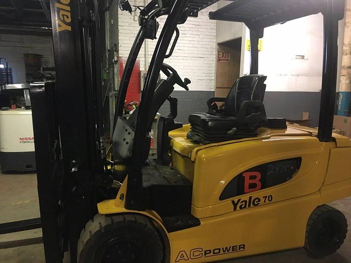 Used YALE ERP070 7000LB CAPACITY LIFT 4-WAY VALVE 3-STAGE MAST ELECTRIC