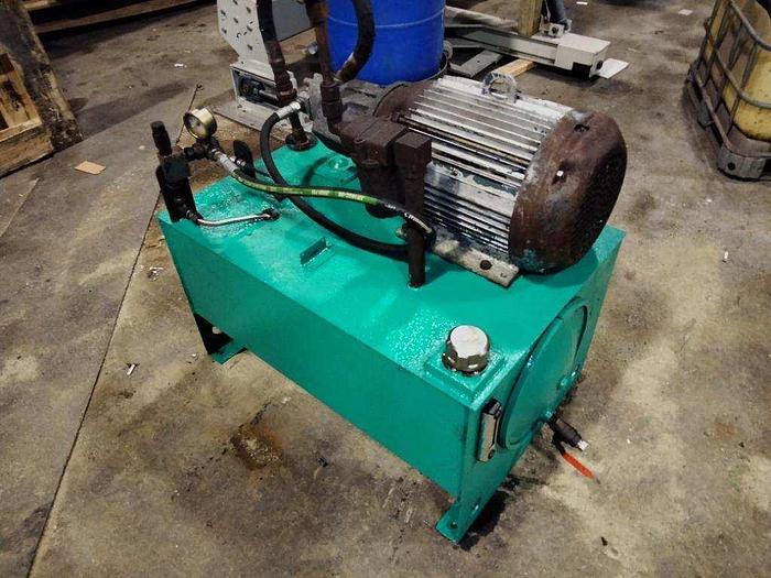 Used BLACK CLAWSON SIZE 72 DiA. X 84  WIDE PAPER ROLL SPLITTER WITH 20 HP - PENDING
