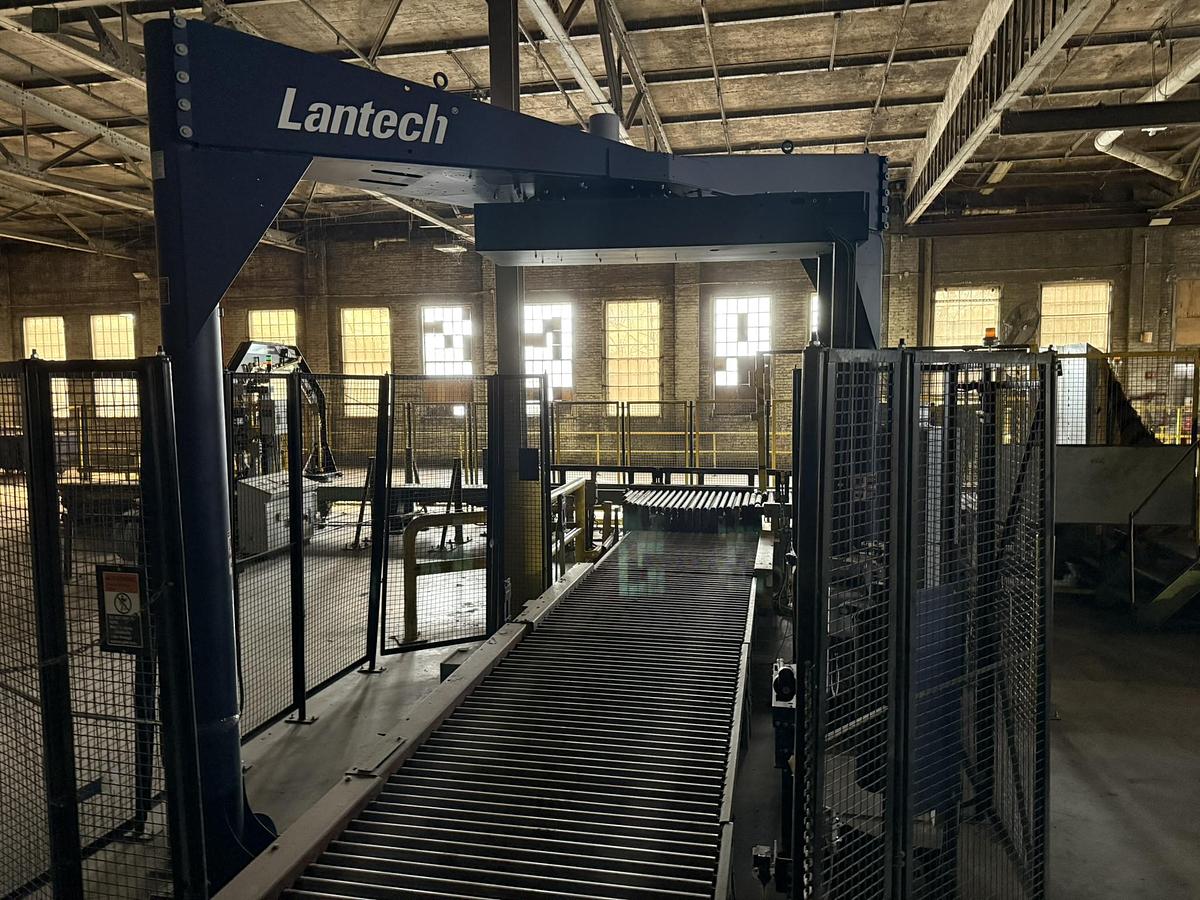 Used LANTECH MODEL SC STRETCH WRAPPER MANUFACTURED 2017