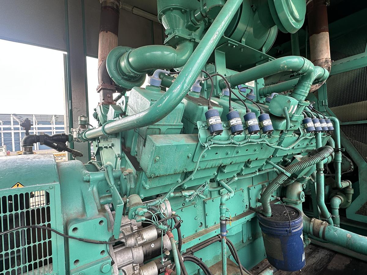 Used 750kW CUMMINS MODEL GFLB NATURA GAS GENERATOR