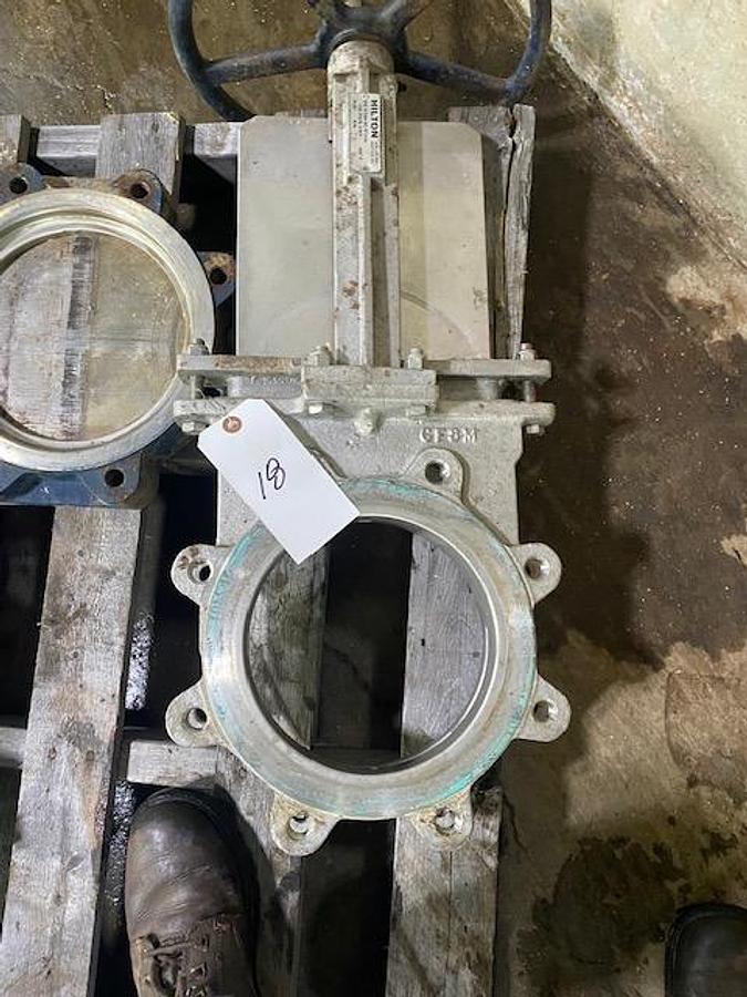 Used HILTON VALVE 8" DIA. MANUAL SLIDE GATE VALVE S/S
