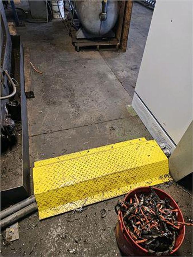 Used 2023 WEIFANG YIHAN HEAVEY INDUSTRY YM2-2212 DUAL SHAFT HOOK SHEAR SHREDDER