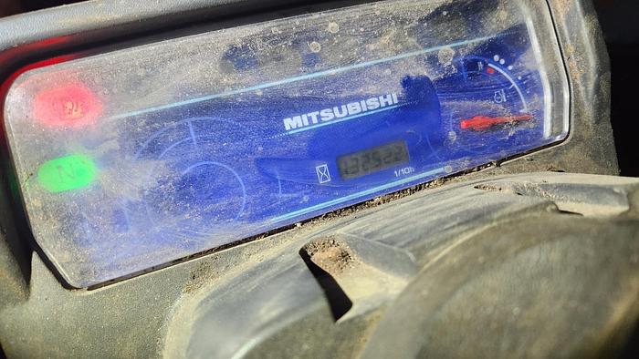 Used 5,000 POUND MITSUBISHI FGC25N FORKLIFT TRIPLE STAGE MAST