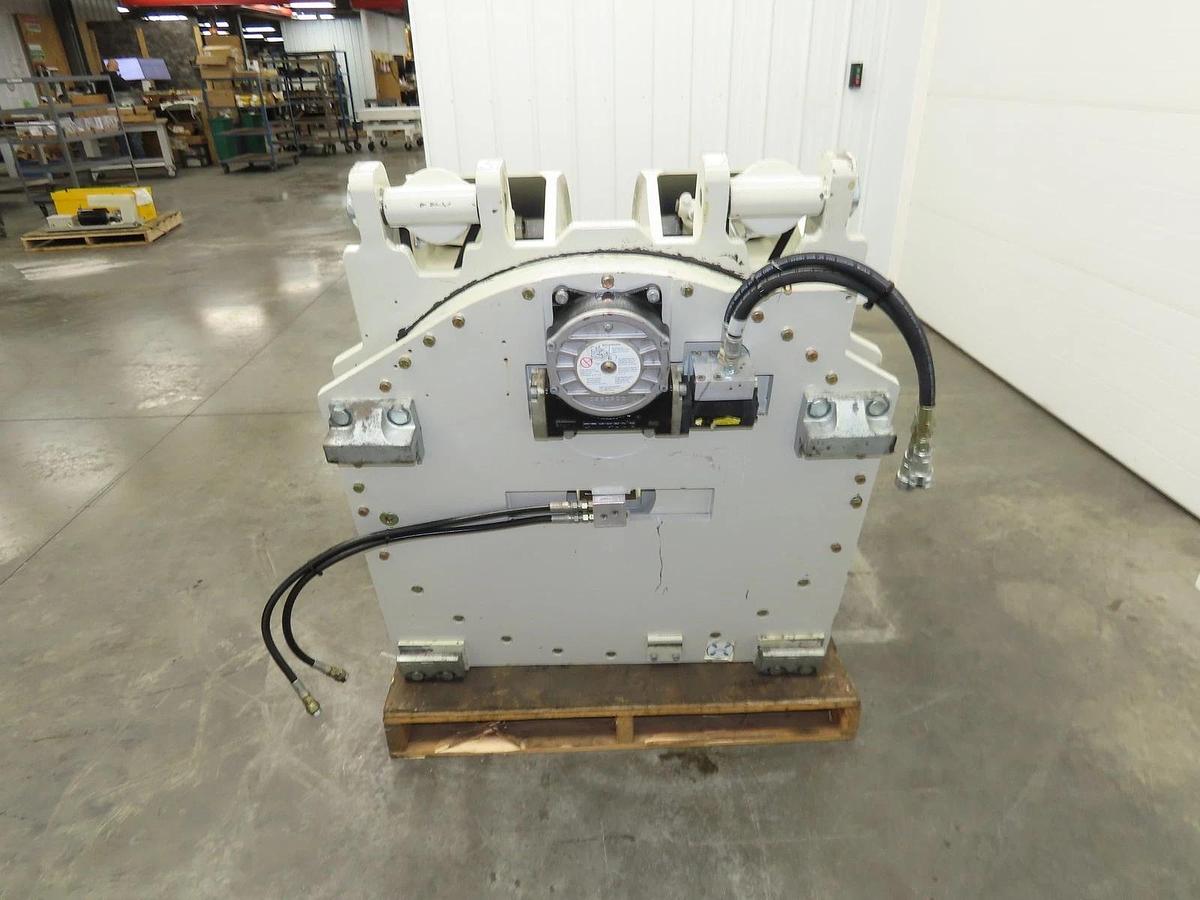 Used 72" CAPACITY CASCADE MODEL 90F-RCP-03CR2 PAPER ROLL CLAMP 