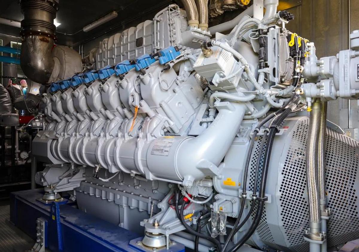 Used 1550kW MTU ONSITE ENERGY NATURAL GAS STAND BY GENERATOR NEVER USED