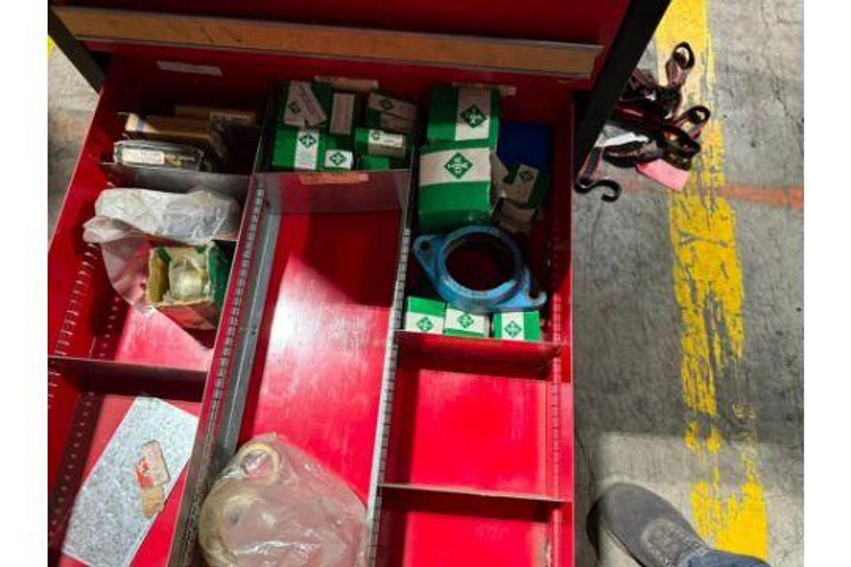 Used INDUSTRIAL 9 DRAWER TOOL CABINET CONTENTS NOT INCLUDED