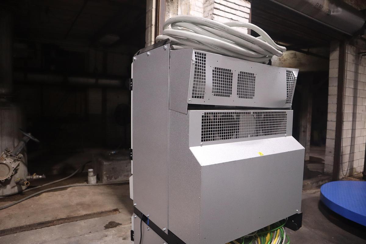 ABB MODEL IRB 6700-300/2.70 ROBOT 6-AXIS MANUFACTURED 2021