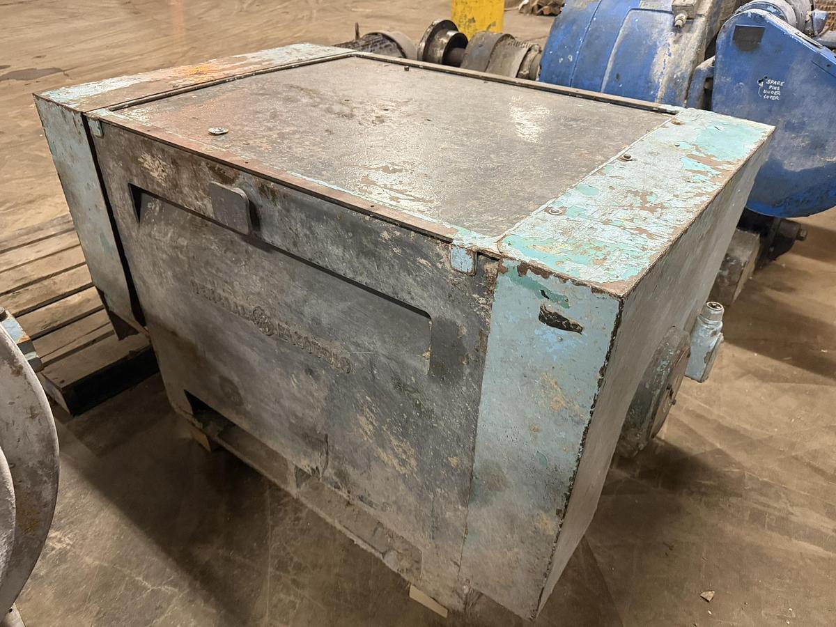 Used GENERAL ELECTRIC 350 HP MOTOR 480 V 