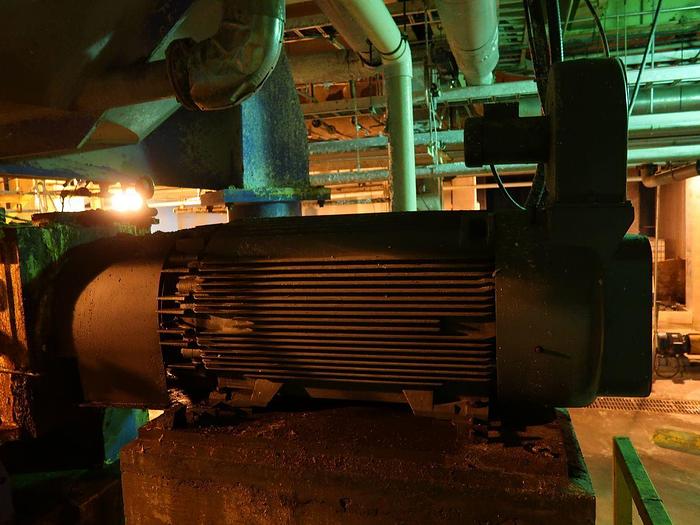 Used VOITH HD-18 7,500-LB  S/S  HIGH CONSISTENCY BATCH PULPER 400 HP NO CONVEYOR  PENDING JA