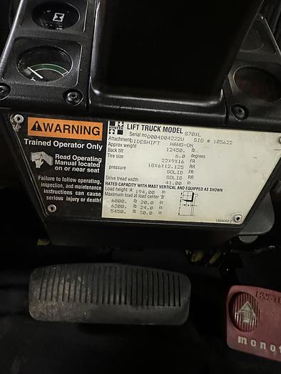 Used 1997 HYSTER S70XL 7000LB CAPACITY FORKLIFT WITH SIDESHIFT