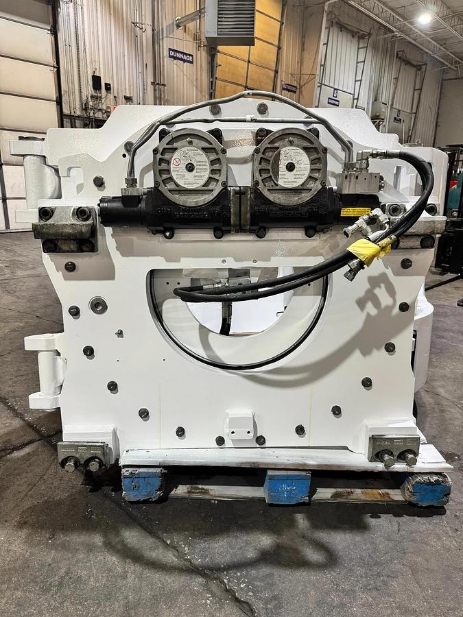 Used 72" CASCADE MODEL 46H-RCF-4A-36625 PAPER ROLL CLAMP MANUFACTURED 2020