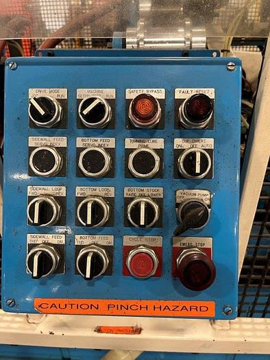 Used PMC PAPER MACHINERY CORPORATION CUP MACHINE MODEL PMC-1000 9 OZ TOOLING