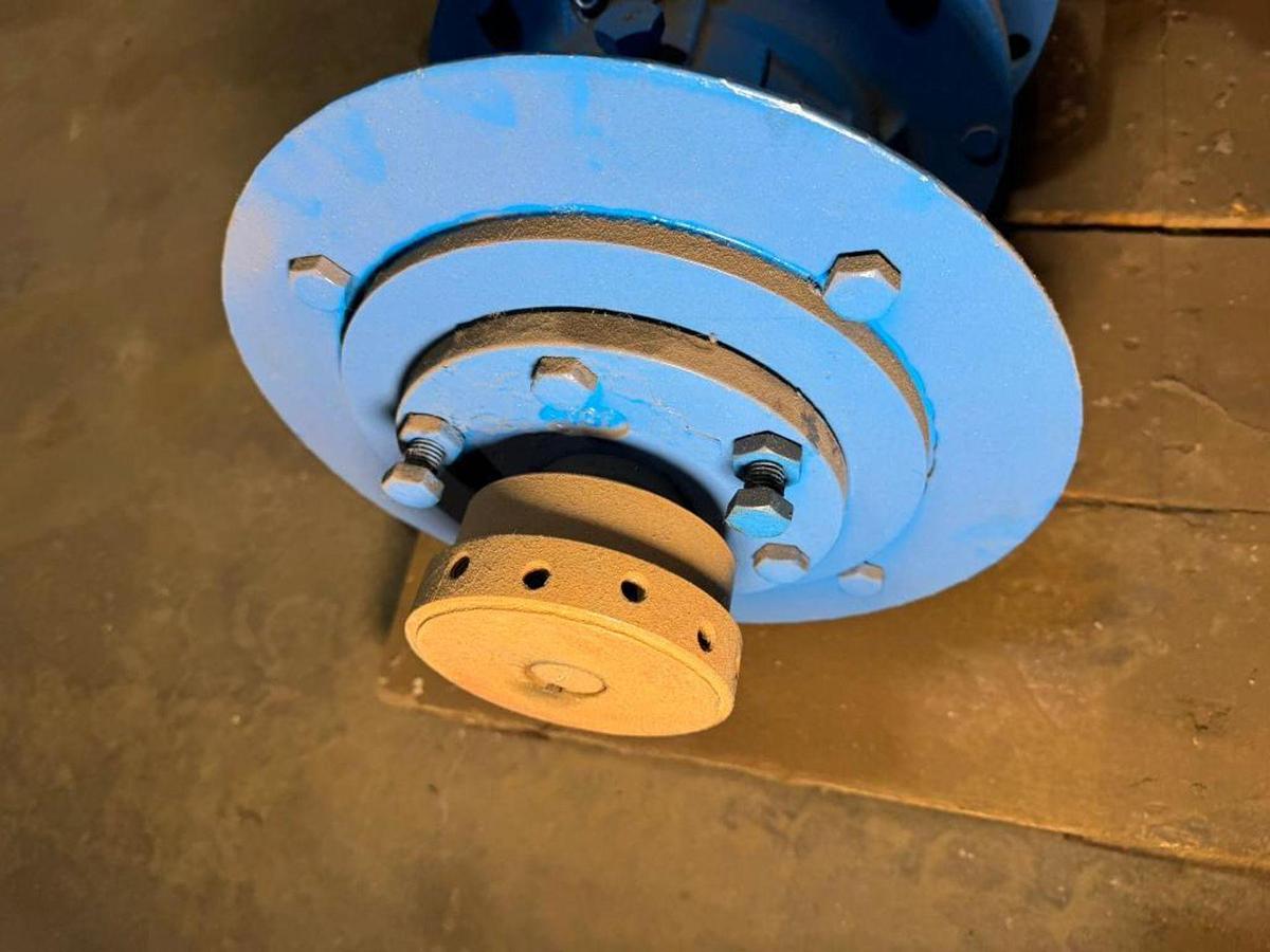 Used GOULDS 3196 MTX POWER END PULLOUT PUMP PART 2X3-13 STAINLESS STEEL