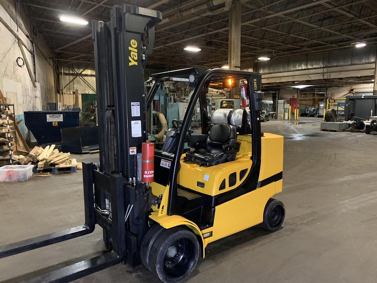 Used 12,000 POUND YALE GLC120VXPRS FORKLIFT TRUCK MANUFACTURED 2021 TALL MAST 221" RAISED