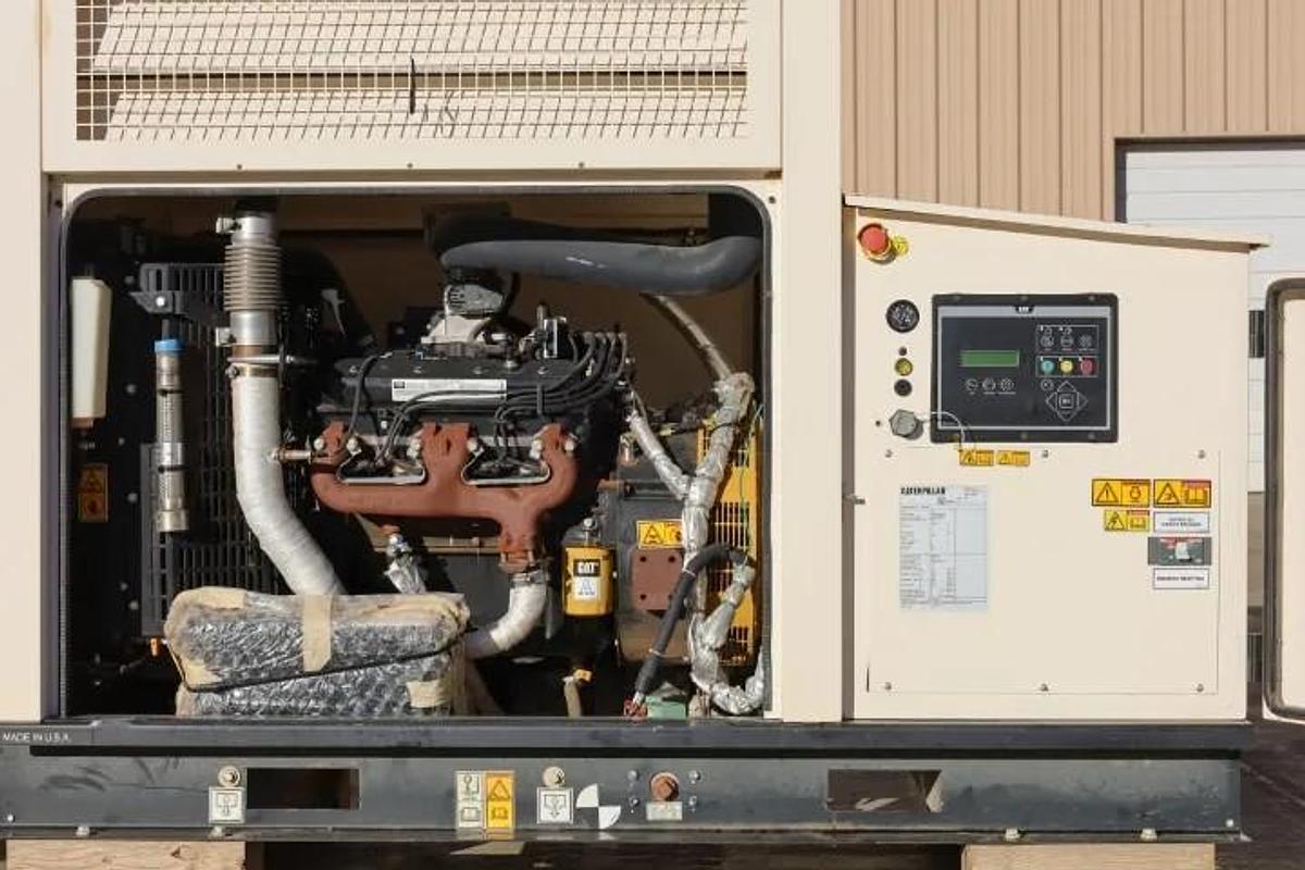 Used 50kW CAT STAND BY GENERATOR DUAL FUEL NATURAL GAS NEVER INSTALLED 2017